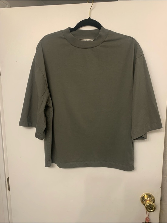Banana Republic Tops - Olive Crewneck boyfriend Tee